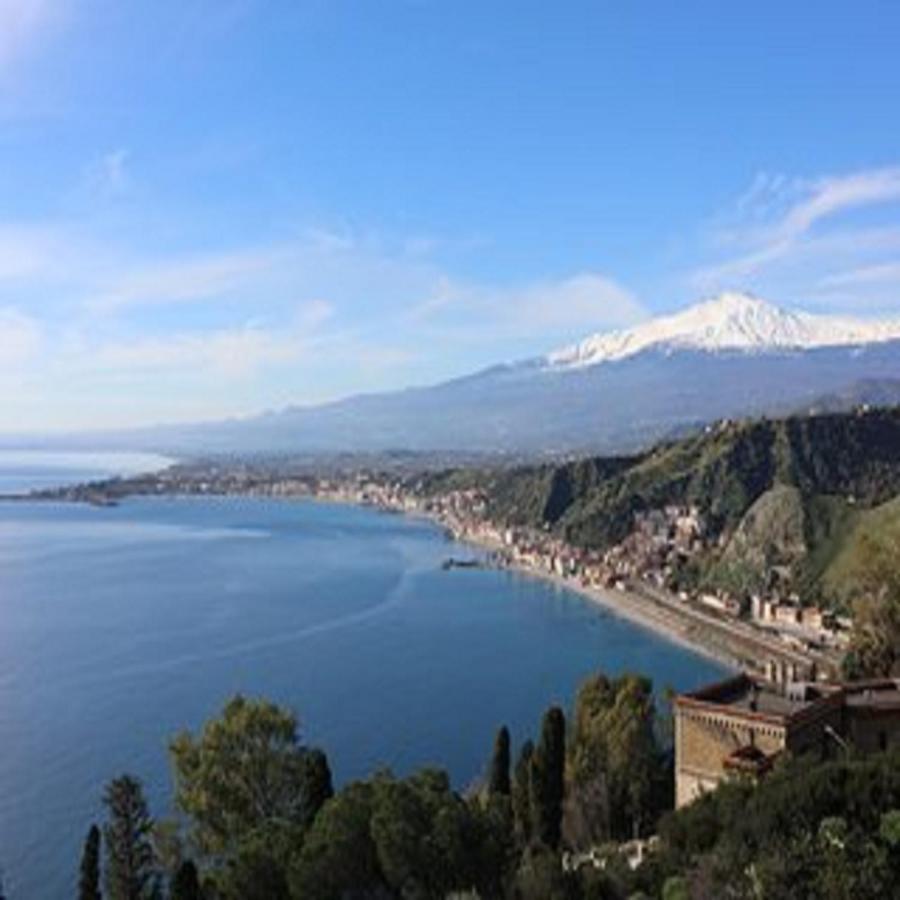 Holiday Maison Villa Arci Giardini Naxos Exterior foto